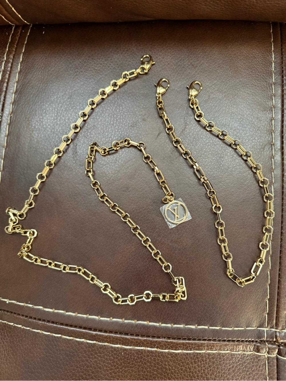 Authentic Louis Vuitton Gold strap chain brand new